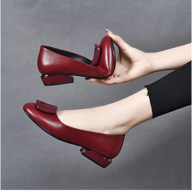 2023 soft surface comfortable thick heel round toe shoes - Image 4