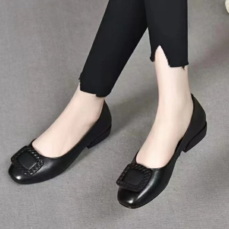 2023 soft surface comfortable thick heel round toe shoes - Image 6