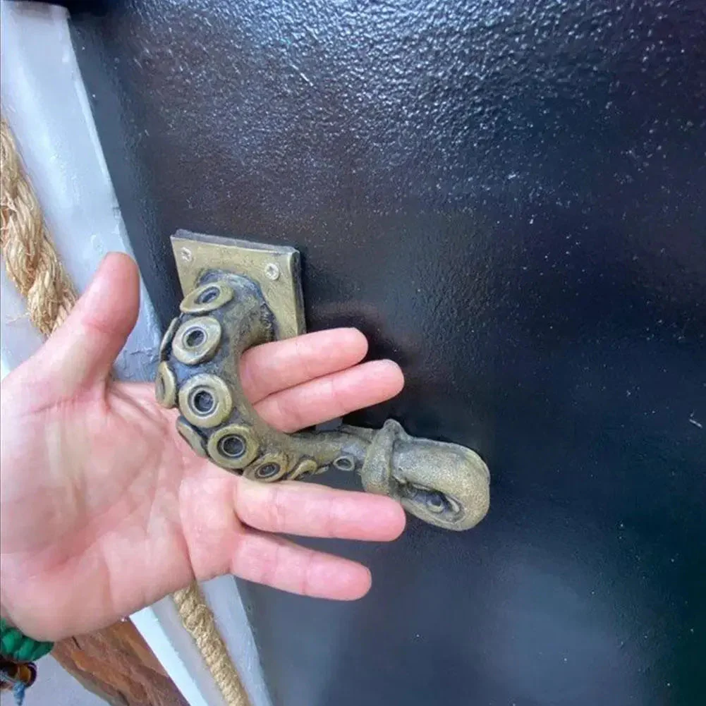 Antique octopus door knob - Image 4