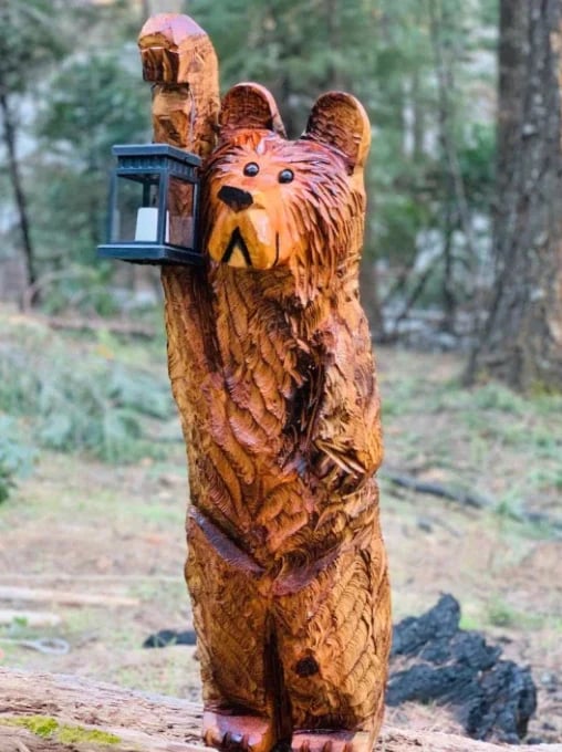 🎄Cedar carved Bear with solar lantern🌲 - Image 3