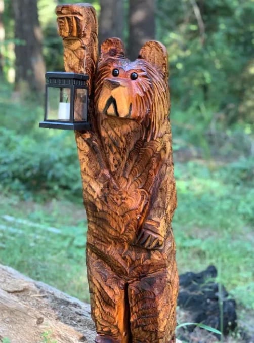 🎄Cedar carved Bear with solar lantern🌲 - Image 7