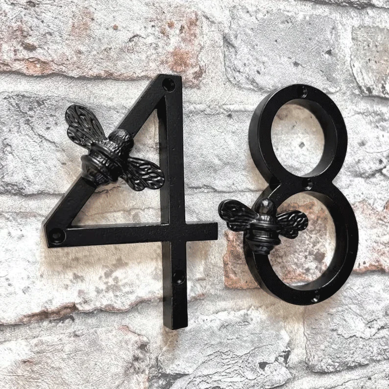 Bee House Number Sign - Image 4