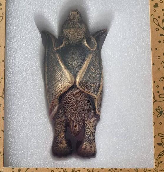 Bronze Bat Pot Buddy, Pot Hanger, Bat Gifts, Gift Boxed(11 x 5.5 x 4.5 cm) - Image 9