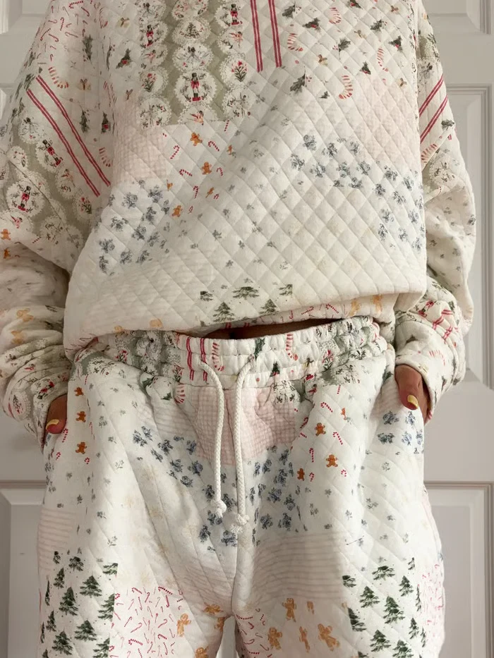 🎅Christmas Bestseller! ❄️🧣Christmas Holiday Quilted Mockneck Sweatshirt Set(✨Same as in the video) - Image 10