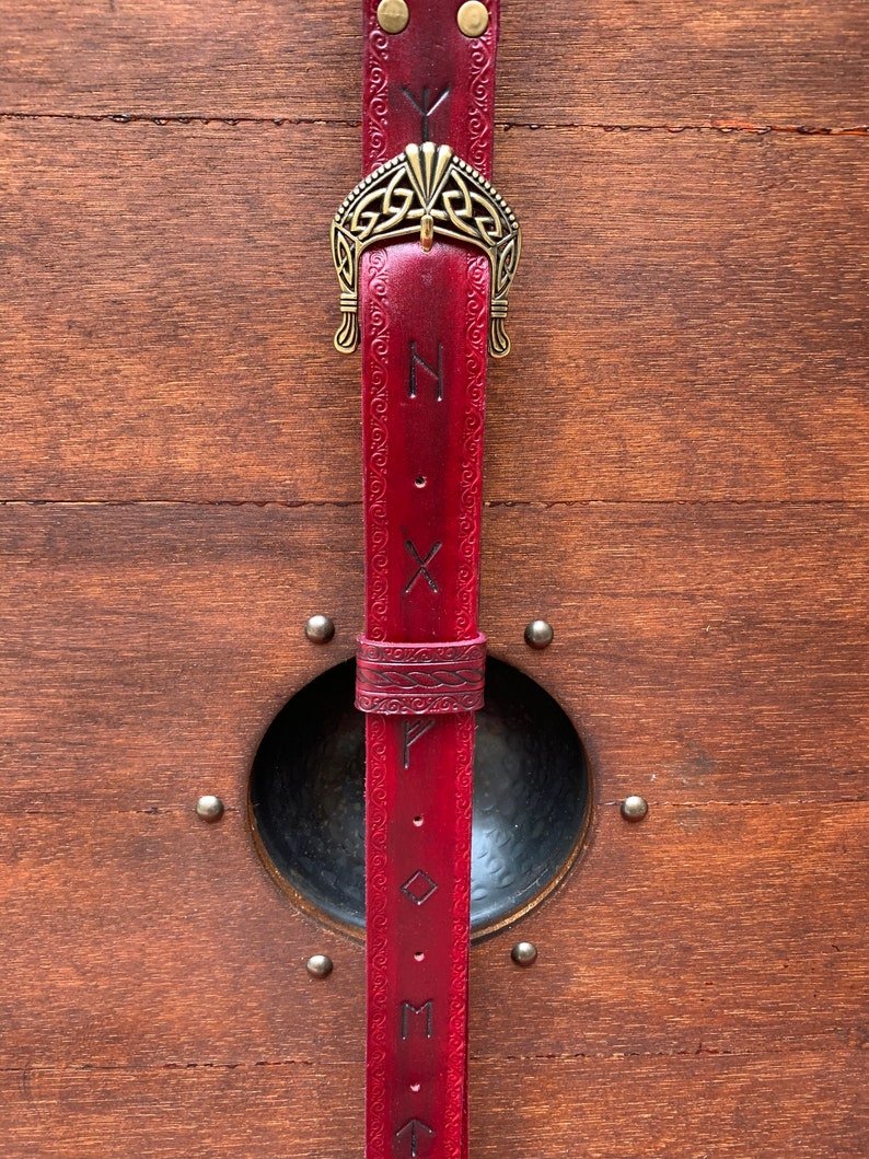 Eivor Valhalla Raven Battle Damaged Viking Wooden Shield 30CM - Image 6