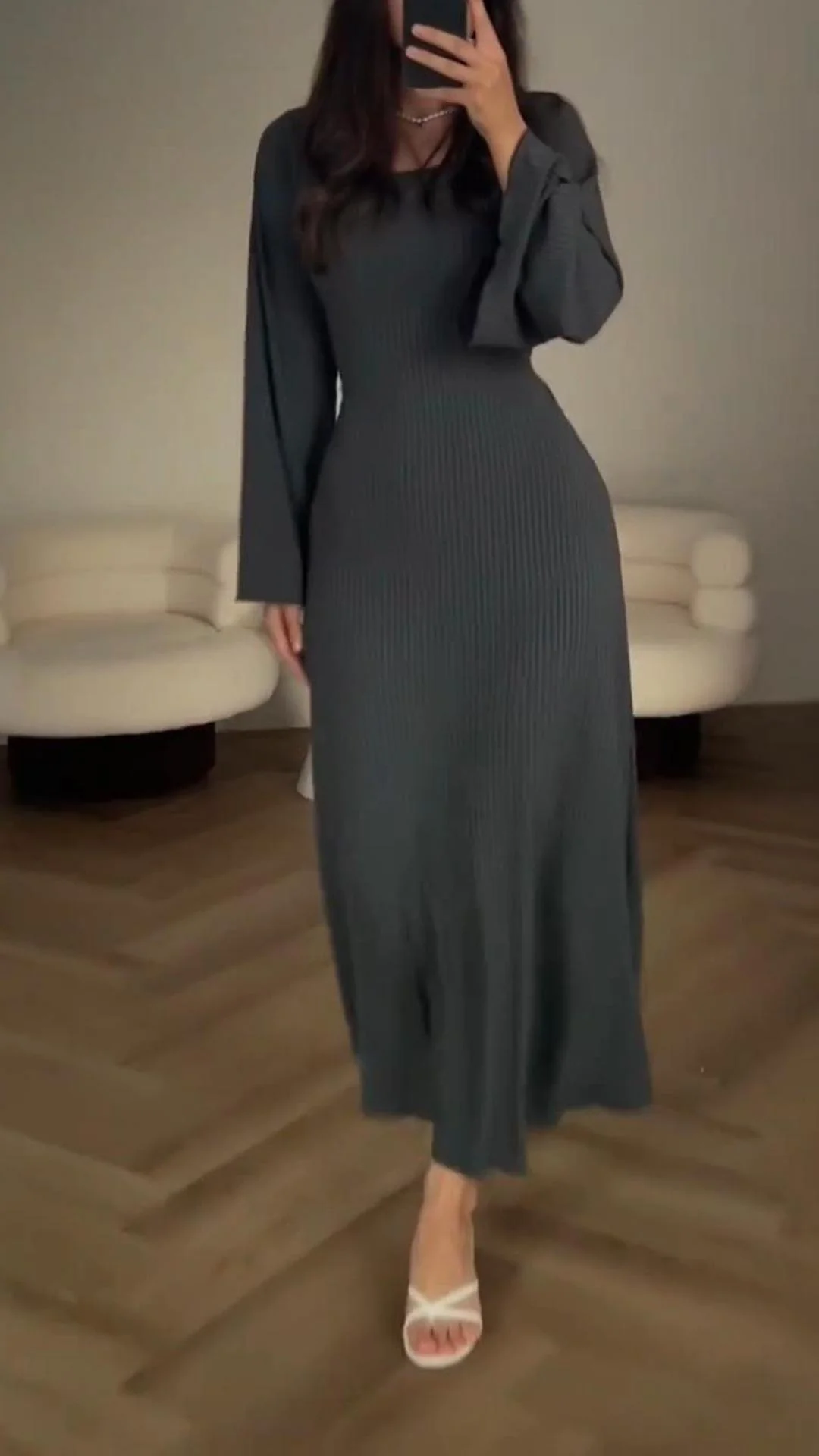 Elegant tie-waist knitted dress - Image 13
