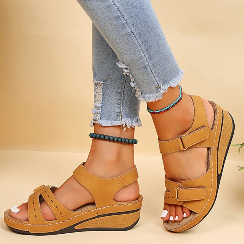 Comfortable orthopedic sandals for women - Image 7