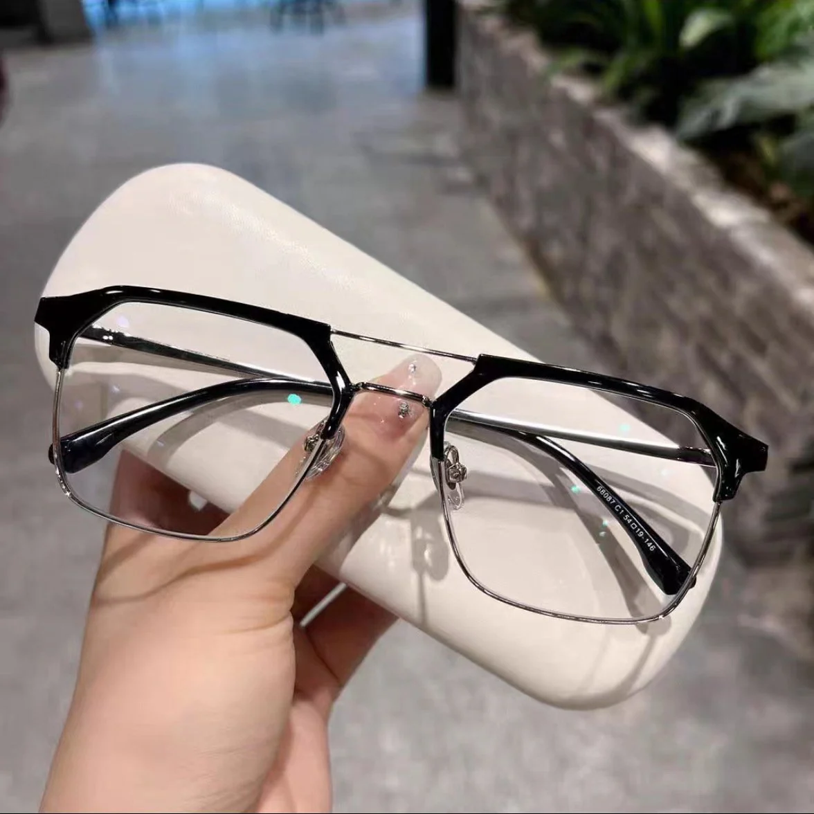Aviator Matte Black Eyeglasses - Image 9