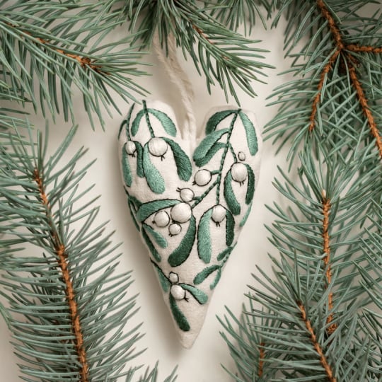 💖DIY Heart Shaped Hand Embroidered Christmas Ornament/Ornament Kit - Image 4