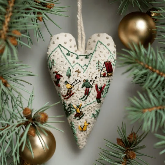 💖DIY Heart Shaped Hand Embroidered Christmas Ornament/Ornament Kit - Image 5