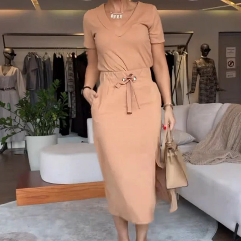 ð¥Women's V-Neck Top and Skirt Set - Image 3