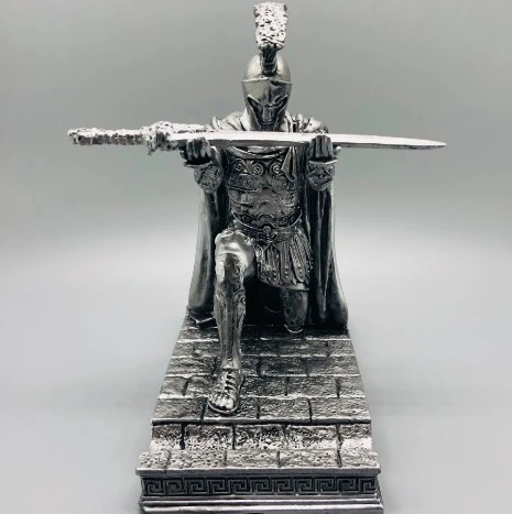 knight pen holder - Image 16