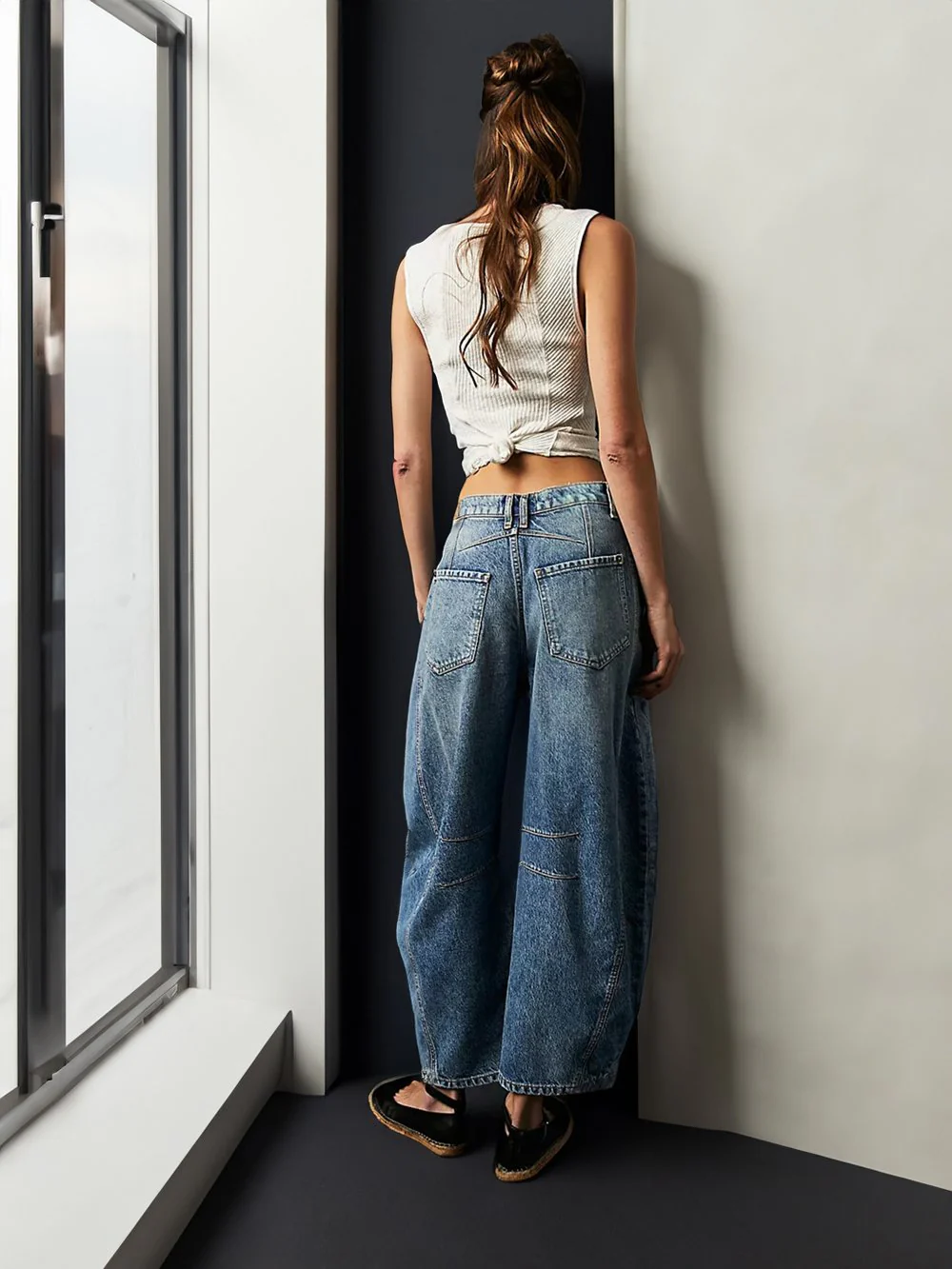 Casual and trendy mid-rise tube jeans - Buy two and get free shipping! - Image 2