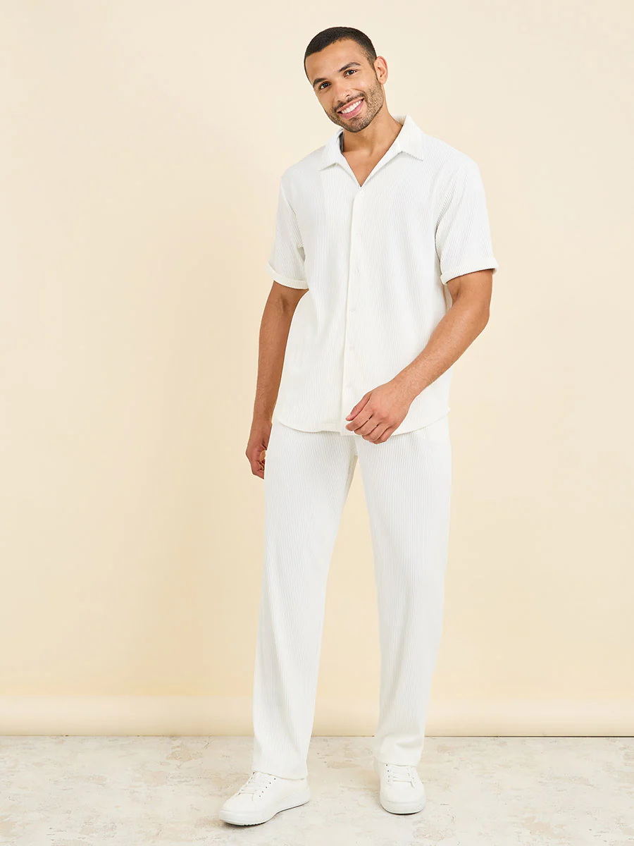 Men's White Textured Short Sleeve Shirt Casual Two-piece Set - Image 4