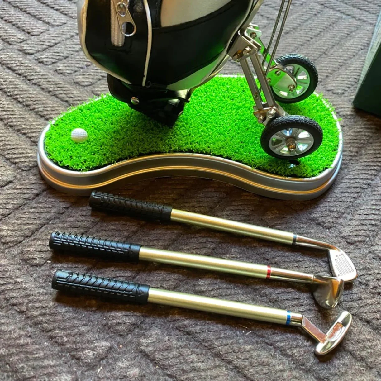 Mini Golf Pens Holder with Pen(Factory direct sales, snapped up immediately)🔥🔥🔥 - Image 2
