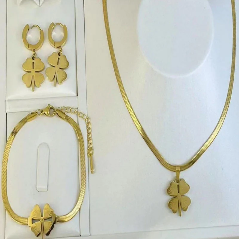 Gold Plated Lucky Clover Necklace - Image 17