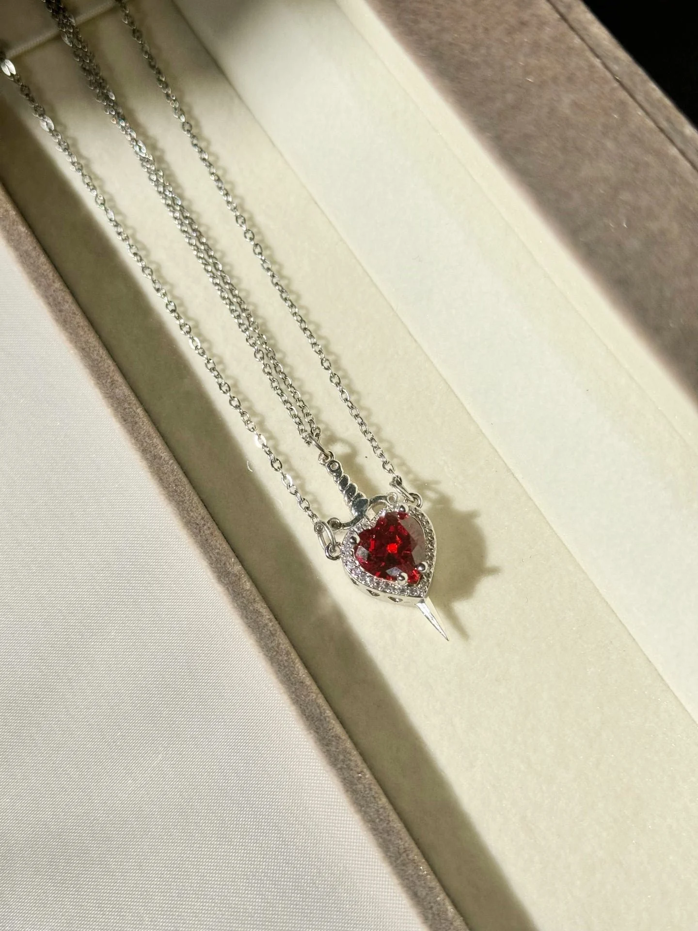 🌹 Eternal Rose Box - W/LoveKnight Necklace - Image 15