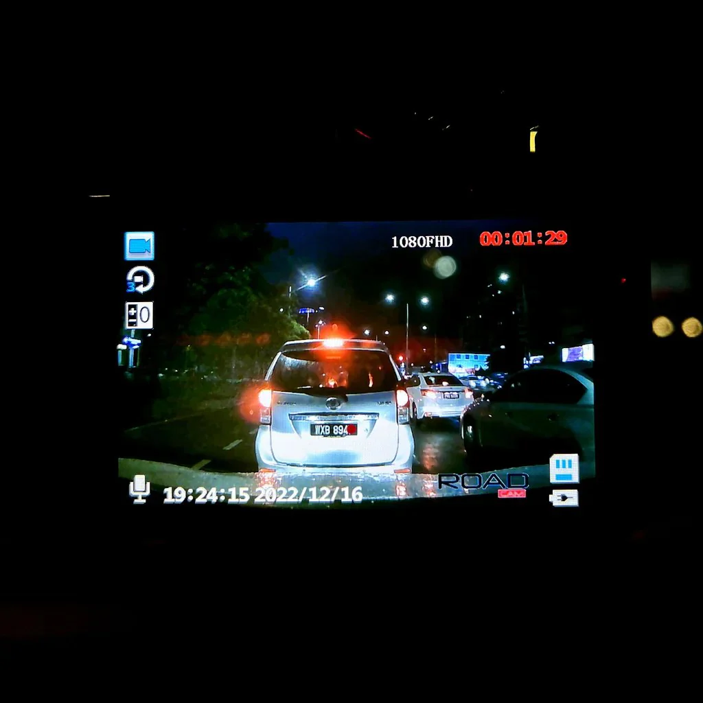 [New Arrival ] Improve Driving Safety with High-Quality Dash Cams - Image 12