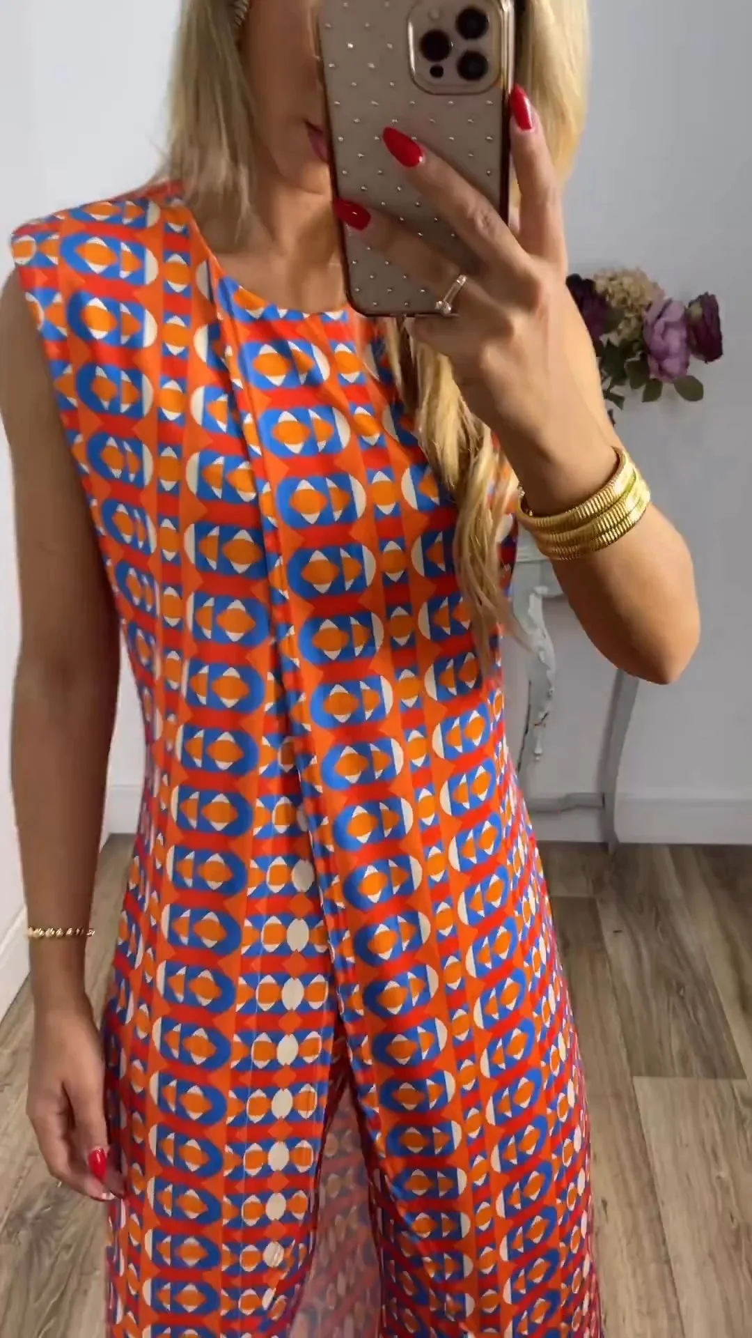 New Arrival Abstract Printed Comfy Suit For Women - Image 13