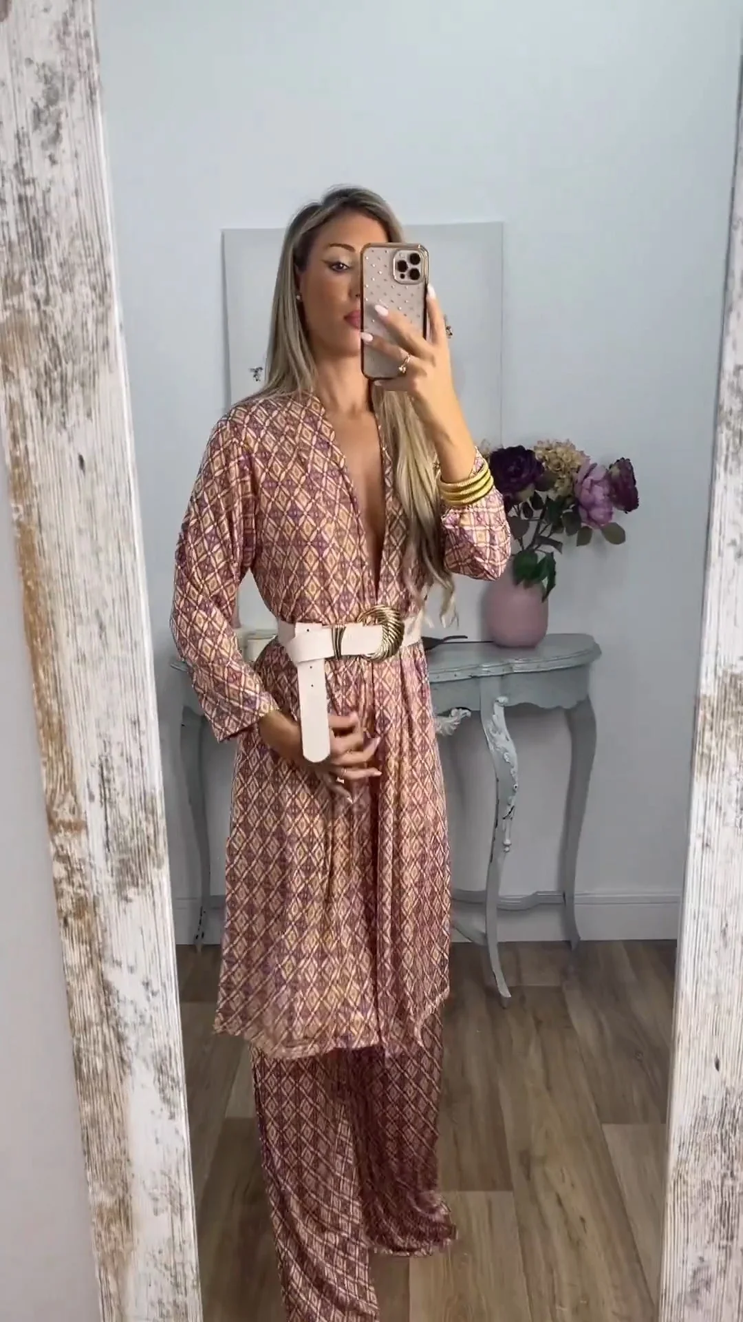 New Arrival Abstract Printed Comfy Suit For Women - Image 19