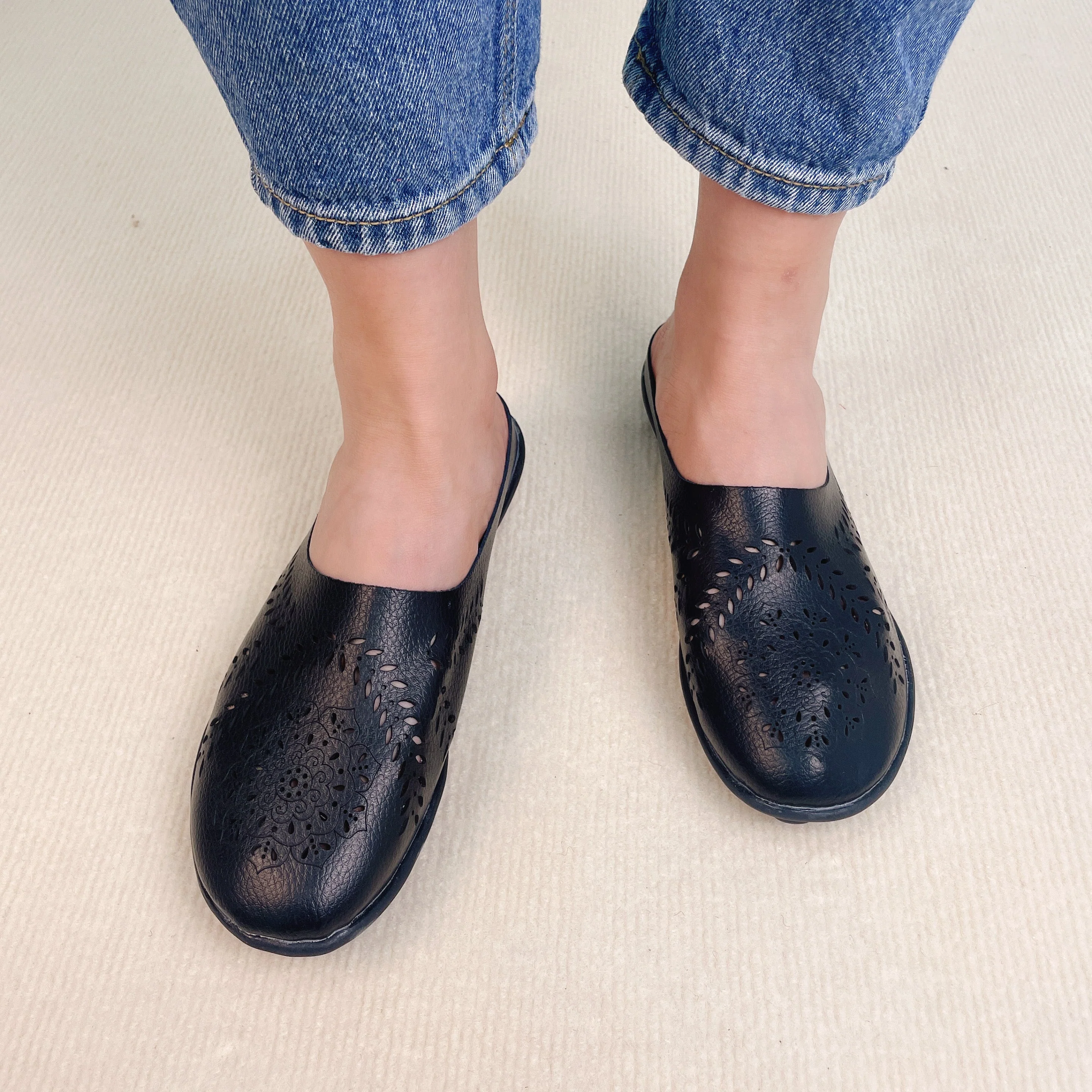 🔥49% OFF - Casual All-match Hollow Slippers - Image 12