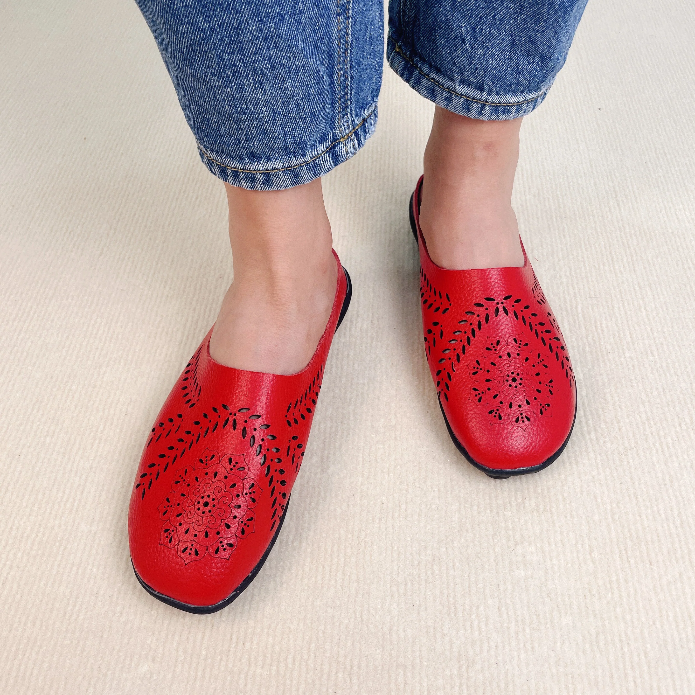 🔥49% OFF - Casual All-match Hollow Slippers - Image 16