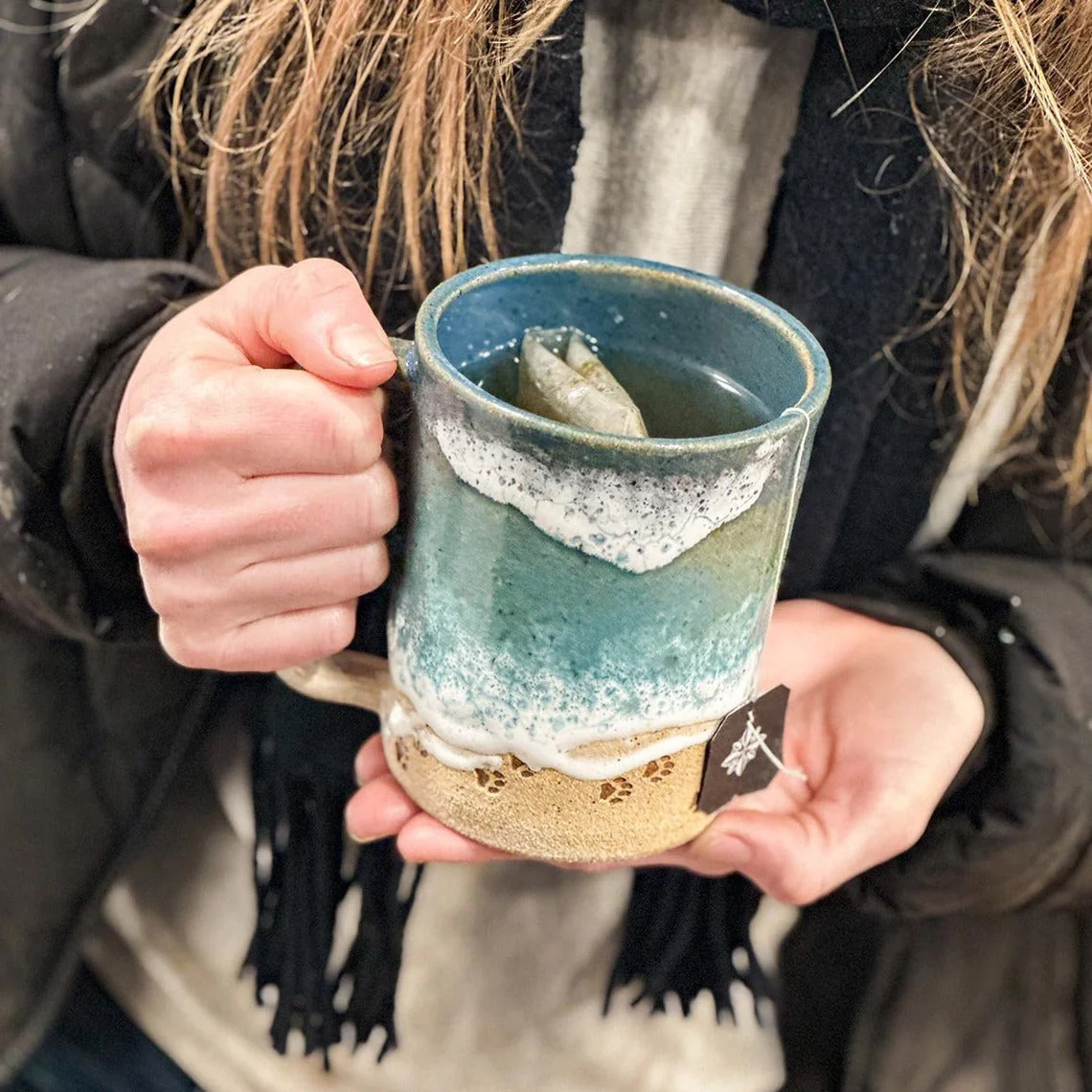 🌊🌊🌊Paw Print Ocean Shoreline Mug - Image 4