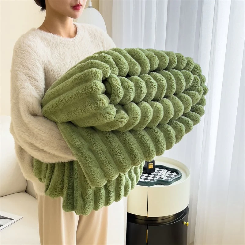 [🔥Final 24-hour Preferential Deal🔥]2024 HOT SALE🎄Popular thickened rabbit plush nap blanket, flannel milk velvet cover blanket - Image 7