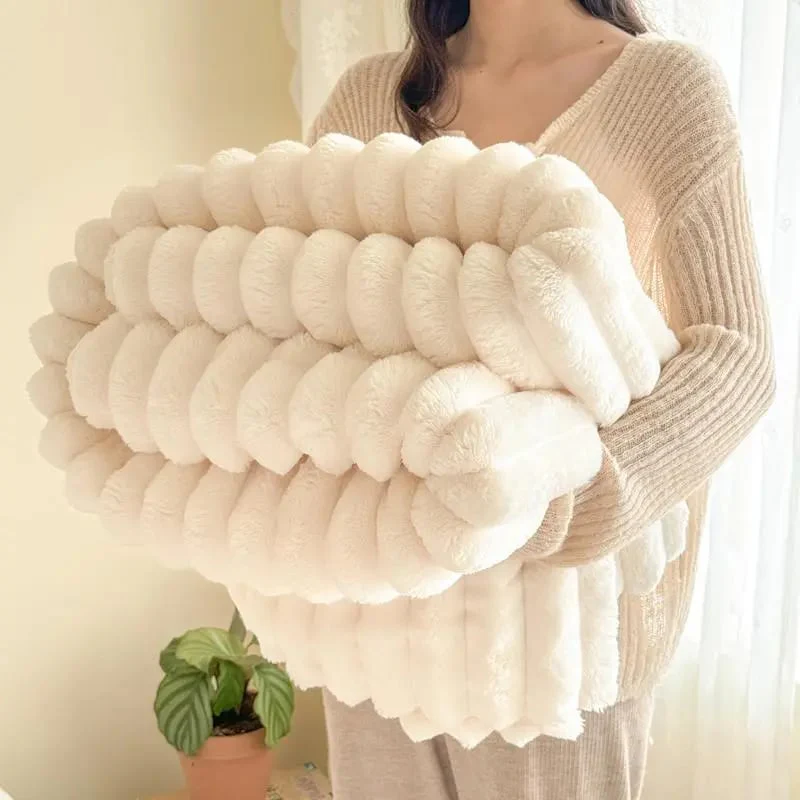 [🔥Final 24-hour Preferential Deal🔥]2024 HOT SALE🎄Popular thickened rabbit plush nap blanket, flannel milk velvet cover blanket - Image 9