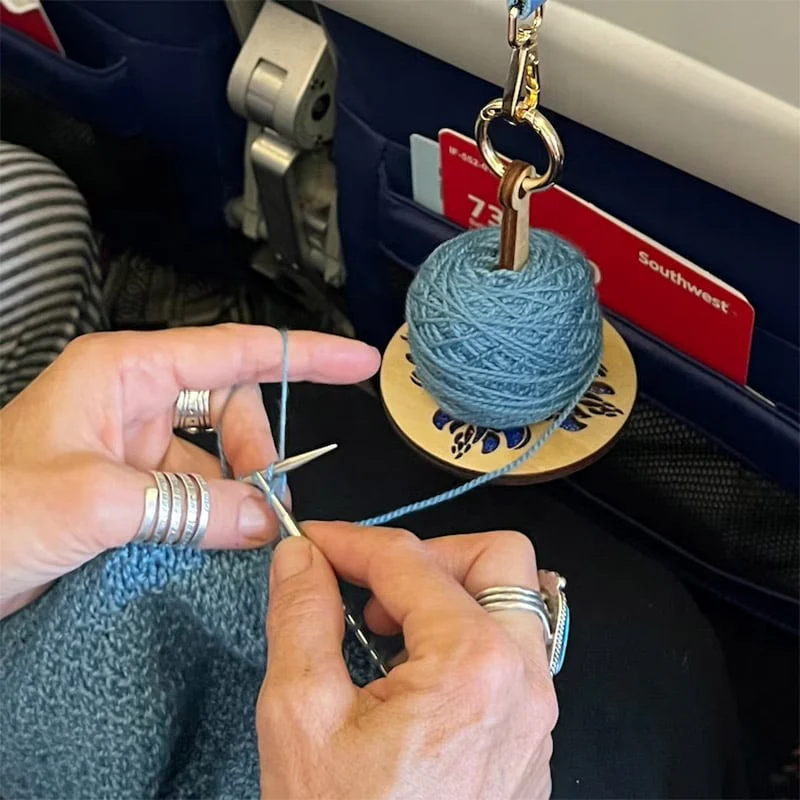 Portable Wrist MINI Yarn Holder - Image 2
