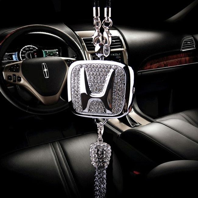 Rearview Mirror Diamond Perfume Pendant - Image 6