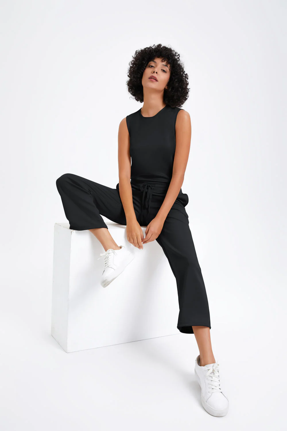 Slim casual women's sleeveless solid color v-neck trousers jumpsuit - Buy two and get free shipping! - Image 11