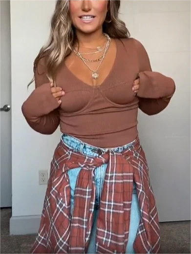 Underwire Midi Cropped Top - Image 6