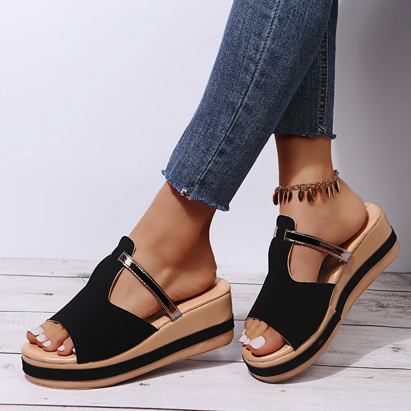 Women's Casual Slip-On Wedge Sandals - Image 3