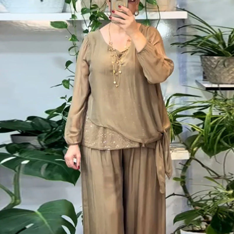 Women's 2-piece sequin blouse and wide-leg pants set - Image 4