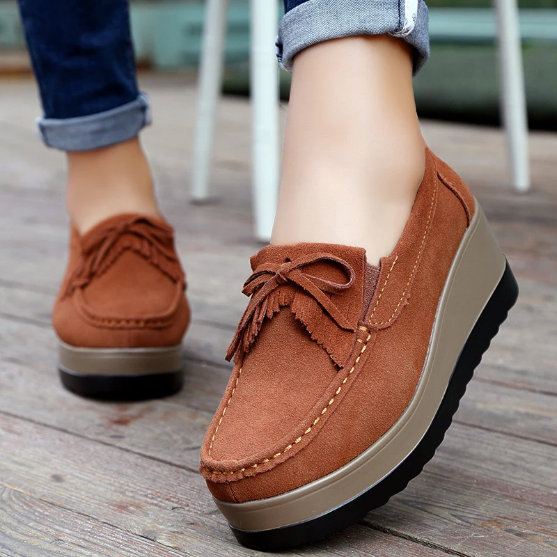 Women Tassel Moccasins Platform Shoes - Image 4