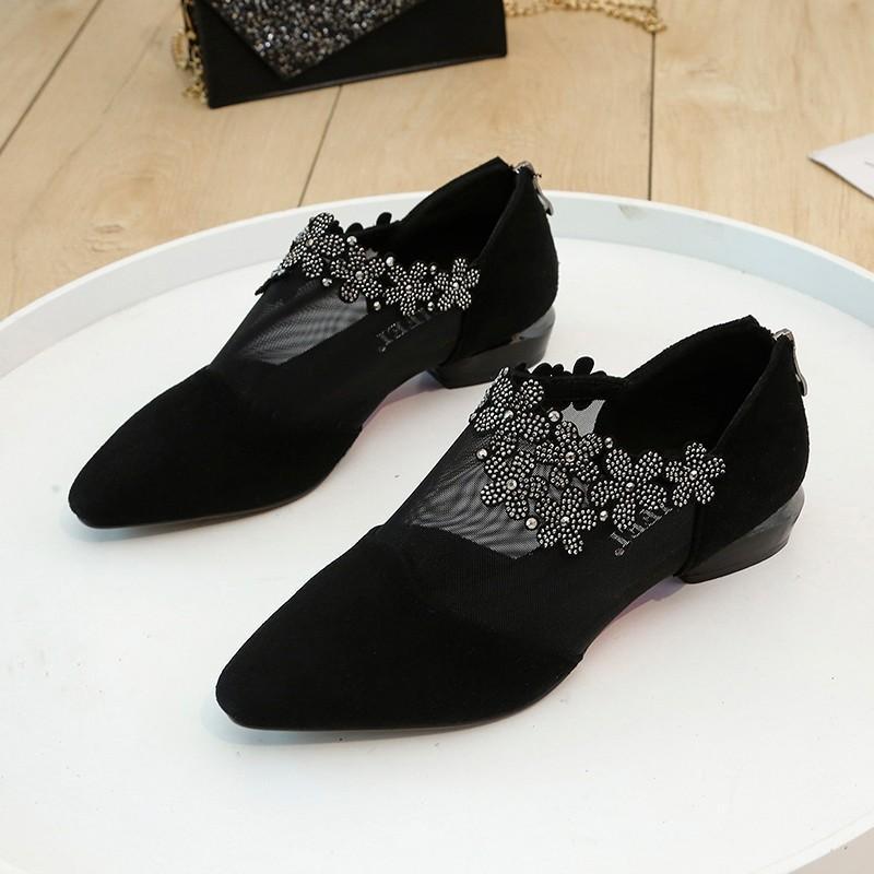 Women's Mesh Hollow-out Flower Low Heel Sandals - Image 5