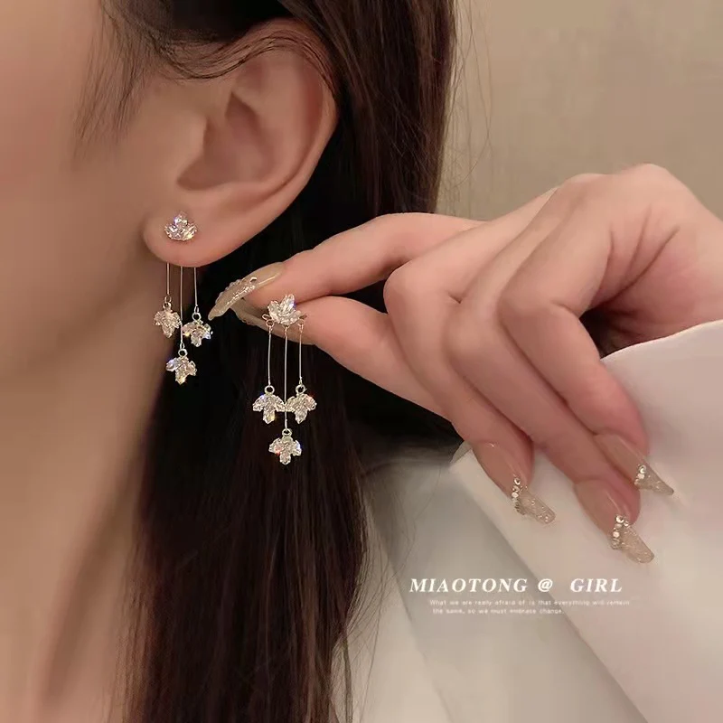 ZIRCON TASSEL MAPLE LEAF EARRINGS